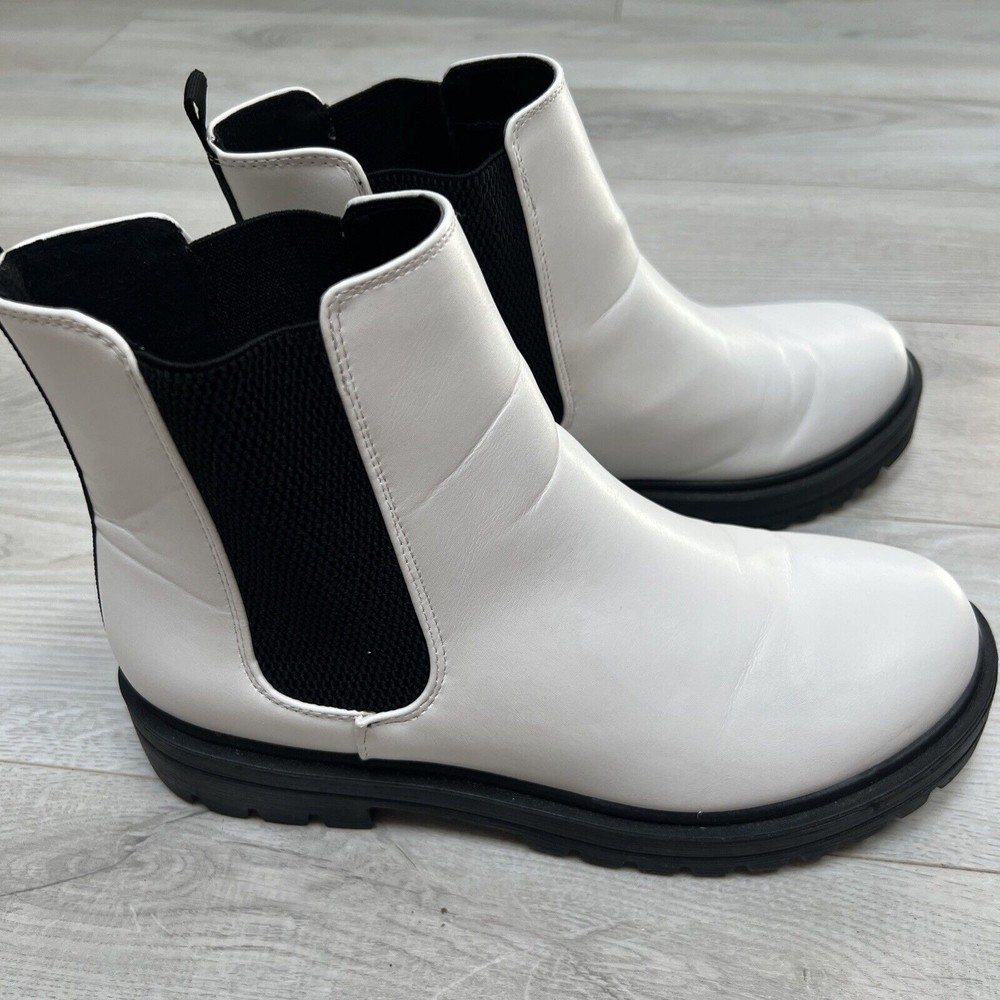 Black & White Booties by Soda Chelsea 9
